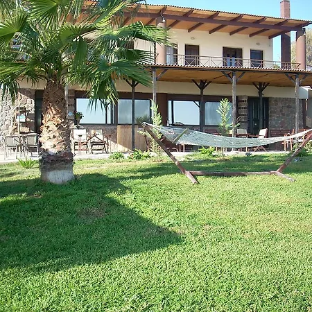 Cavo Petra Hotel