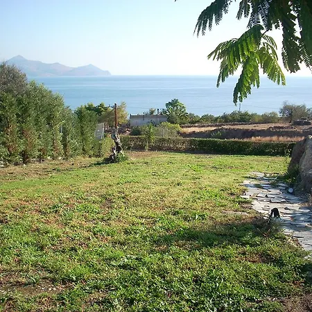 Hotel Cavo Petra